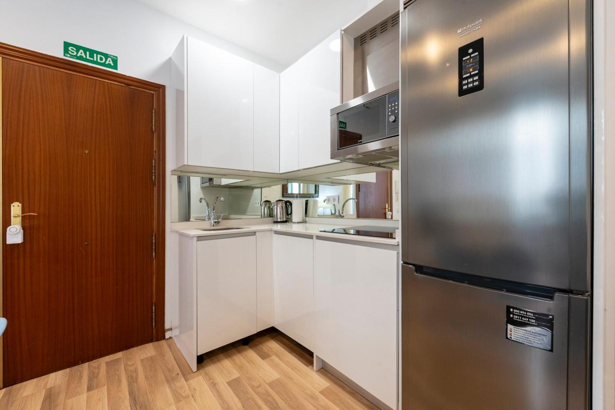 For You Rentals Puerta Del Sol Apartments Temporal Pre10B Madrid Exterior photo