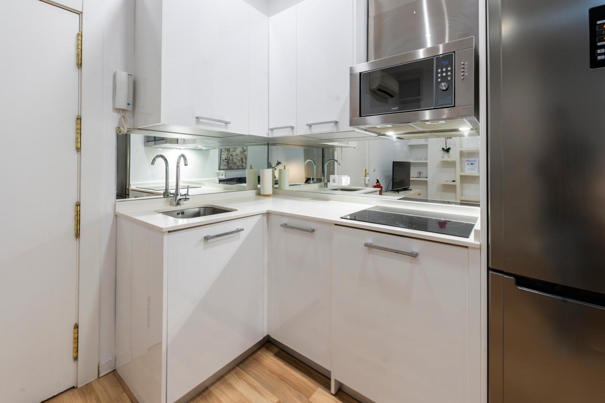 For You Rentals Puerta Del Sol Apartments Temporal Pre10B Madrid Exterior photo